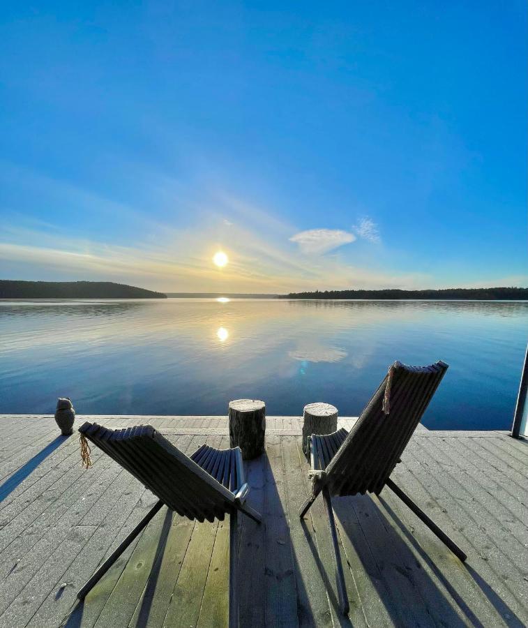 Bastuviken Bed And Breakfast Упсала Екстериор снимка