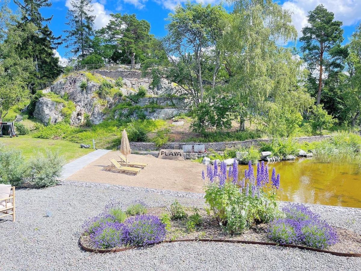 Bastuviken Bed And Breakfast Упсала Екстериор снимка
