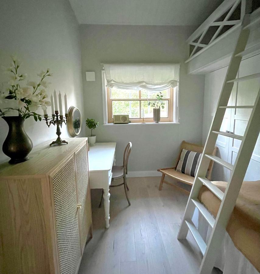 Bastuviken Bed And Breakfast Упсала Екстериор снимка