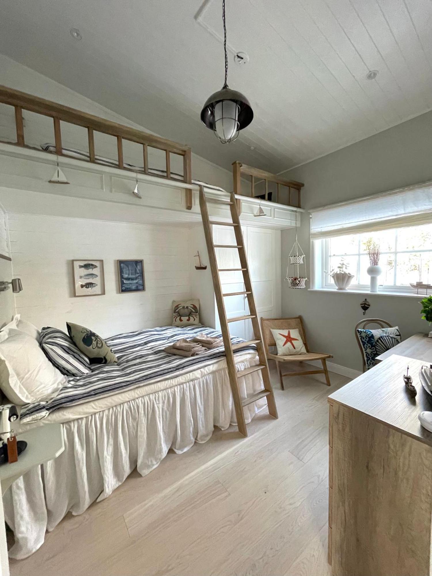 Bastuviken Bed And Breakfast Упсала Екстериор снимка